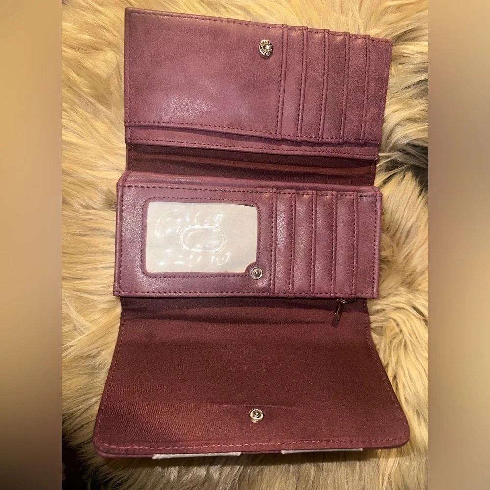 Star Wars Ashoka Tano Inspired Theme Trifold Wallet - Picture 6 of 10